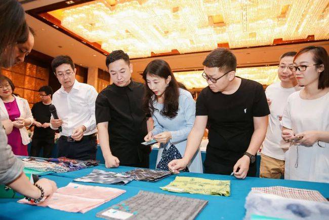 赛得利|2400块精品面料角逐优可丝 BV·2021中国时尚面料设计大赛