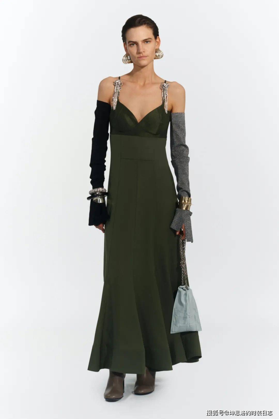 高定|3.1 Phillip Lim 2022早春度假系列 坚韧乐观的女性气质