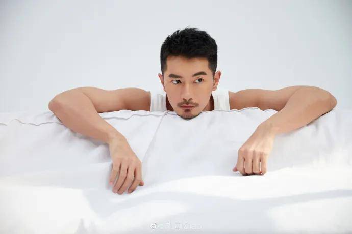 你好火焰蓝刘潮反派初体验用心打造每一个角色