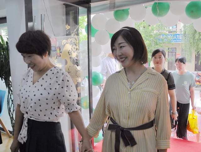 问题|嘉瑟琳天水旗舰店举办三周年庆典活动！