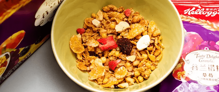 市场|掘金早餐江湖:15元的星巴克,凭什么和5元的豆浆油条斗?