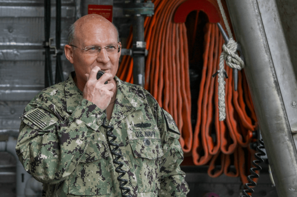 美国海军作战部长谈舰队规模：最少300艘，最多需要372艘_手机搜狐网