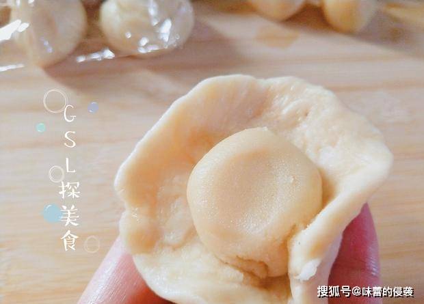 美食|春节宅在家，用面粉制作香酥零食，咬一口酥掉渣，大人孩子都爱吃