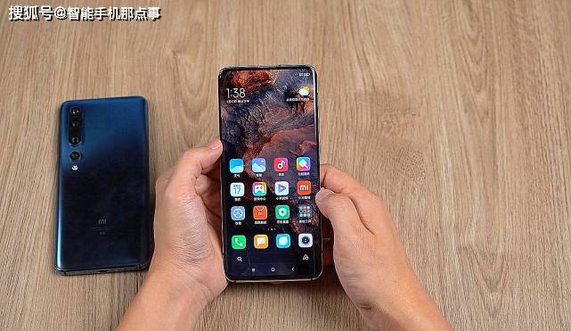所以说,无论是小米10s还是一加9r,都有同价位附近机型没有的特性和