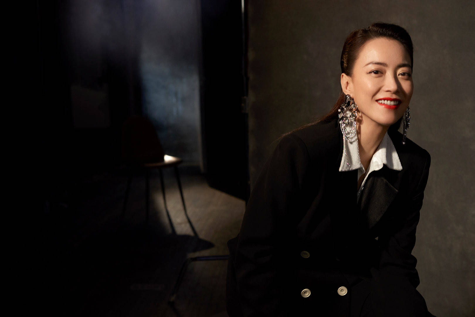 怪不得连霍汶希都救不了阿娇当年柏芝全身而退而她有背景