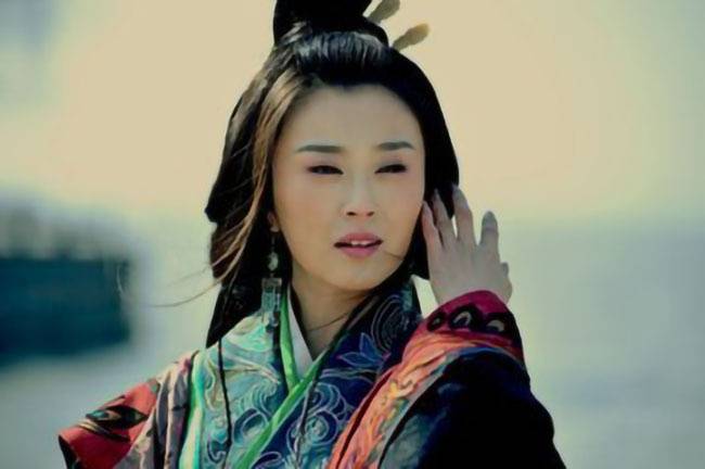 马超的第一任妻子杨氏,也被称为杨婉,马超的第二任妻子为董氏,众所