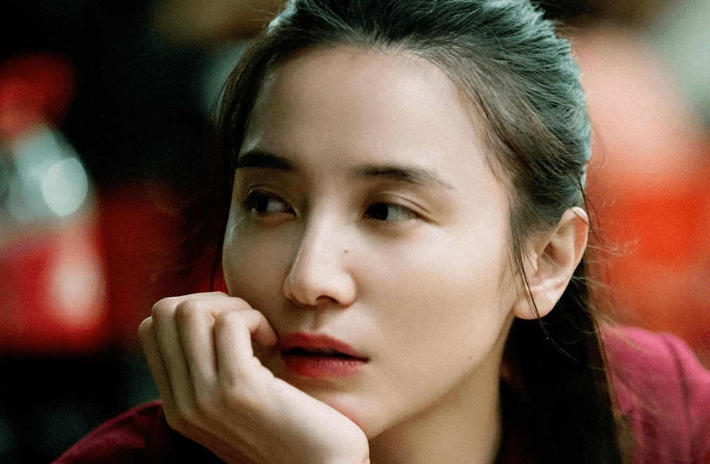 角色|为什么柳岩，越精致越被嘲“俗和土”，越“破败”反而愈加精彩？