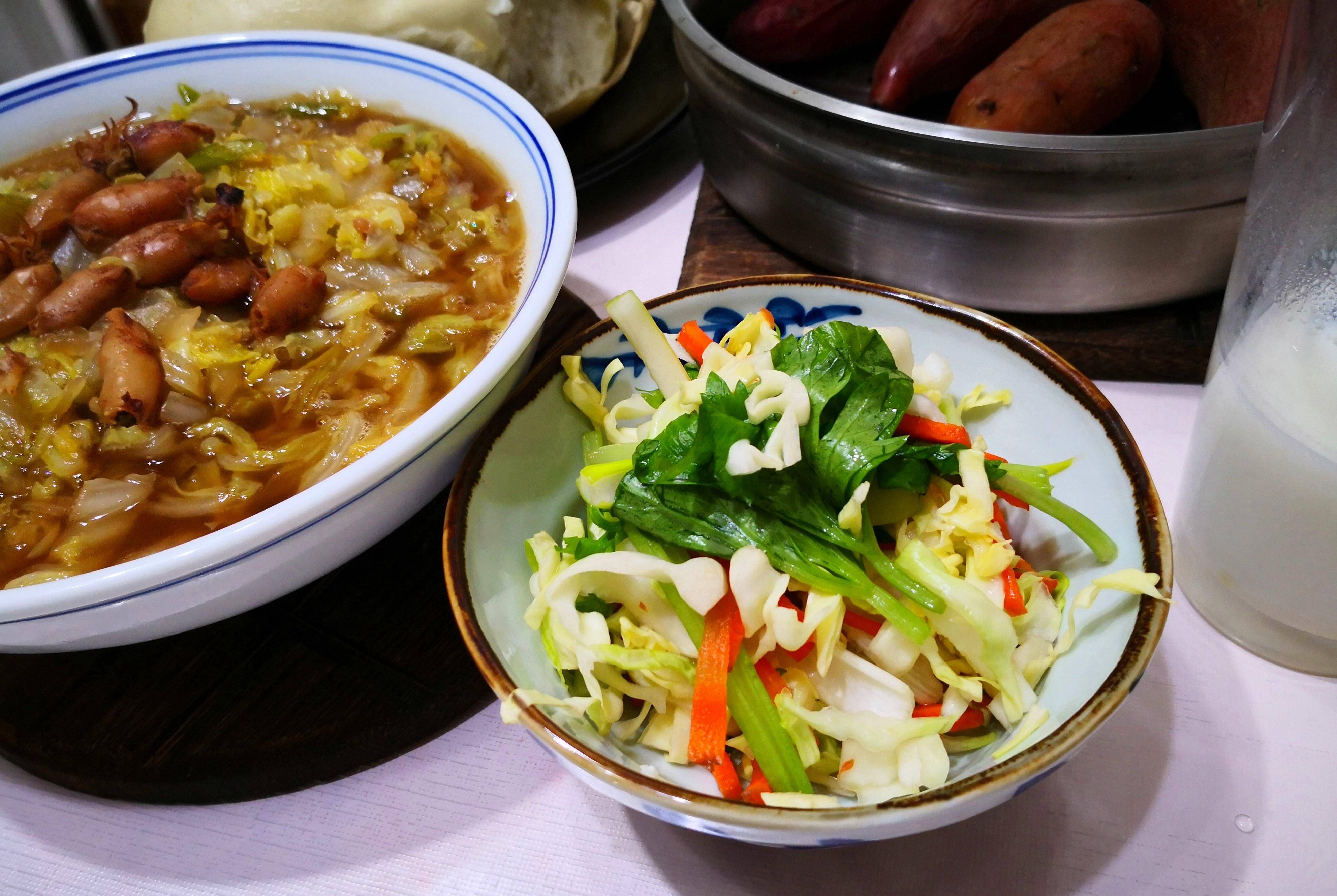 加入适量|晒我的周一早餐,却因1碗白菜走红了朋友圈,网友:又学会一道菜