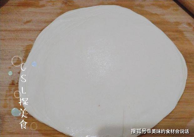 煎饼|周末，全家人都要求吃这早餐，皮薄香脆，馅料足，做法也简单