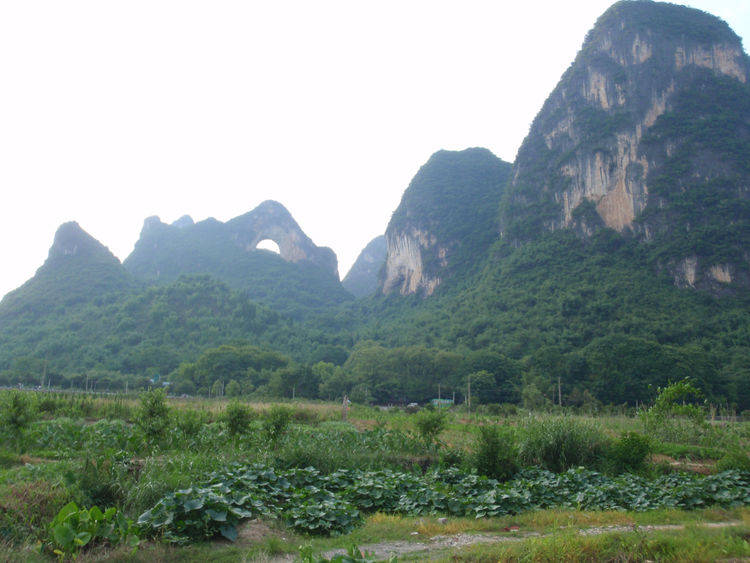 月亮山：一个不为人知的世外桃源，这里的景观十分奇妙