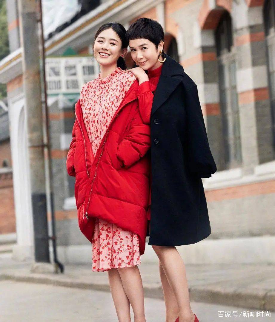 颜色|蒋雯丽状态够绝，穿红色连衣裙高级有范，比小22岁马思纯还耐看