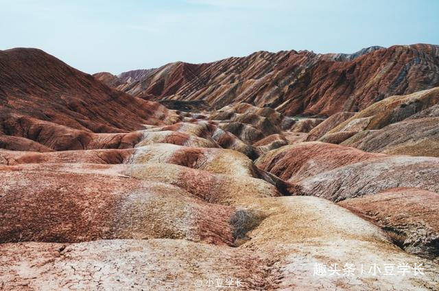 丹霞地貌彩色丘陵复合区，摄影爱好者天堂，在张掖丹霞地质公园