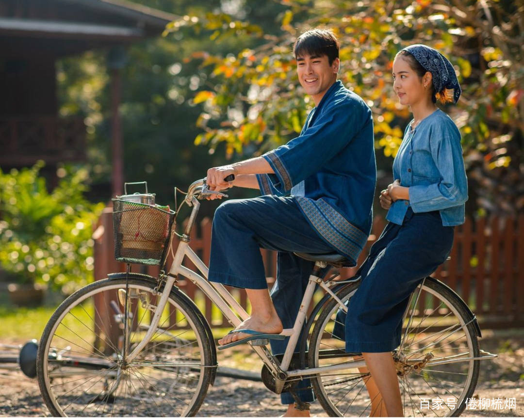 时期|泰星Nadech：有一段时期没有幸福感，Yaya没有问过我前女友的事情