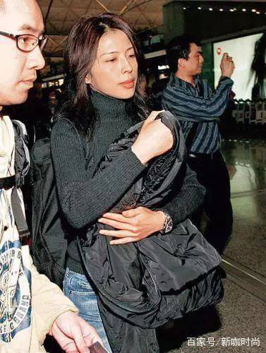 都说|都说巩俐、刘嘉玲被岁月照顾，看完53岁罗美薇，我沉默了！