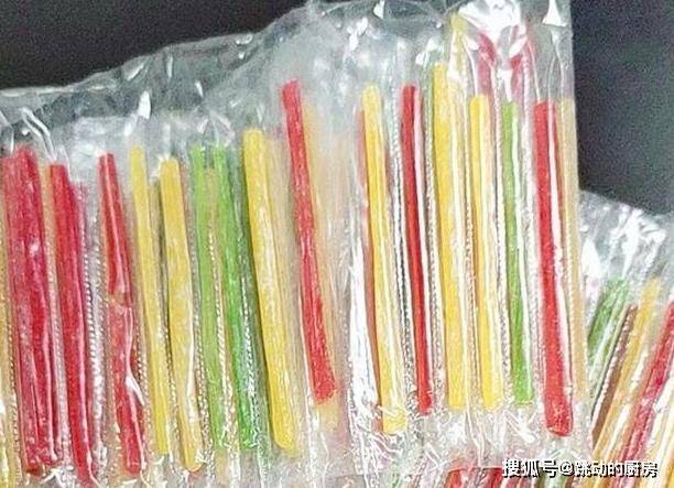 美食|30年前的中国零食，吃过3种的是小哥哥，全吃过的孩子都上中学了