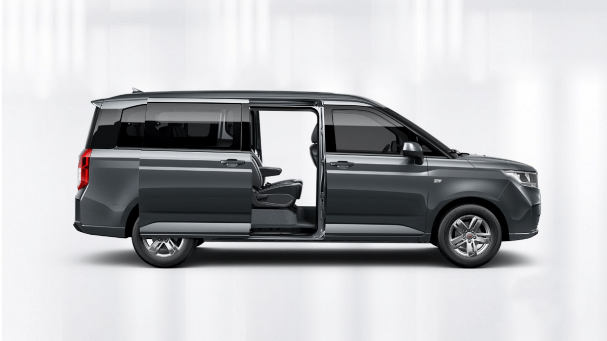 国产商务车"专家"再推新车,7,8,9座任选,已开启预订