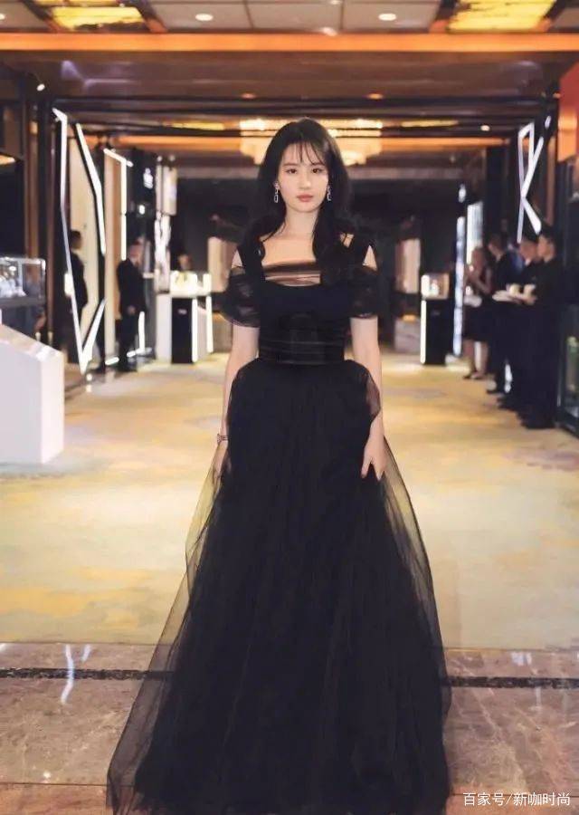 马尾|10年前刘亦菲太清纯,双马尾搭沙滩风小吊带,“仙气”溢出屏幕!