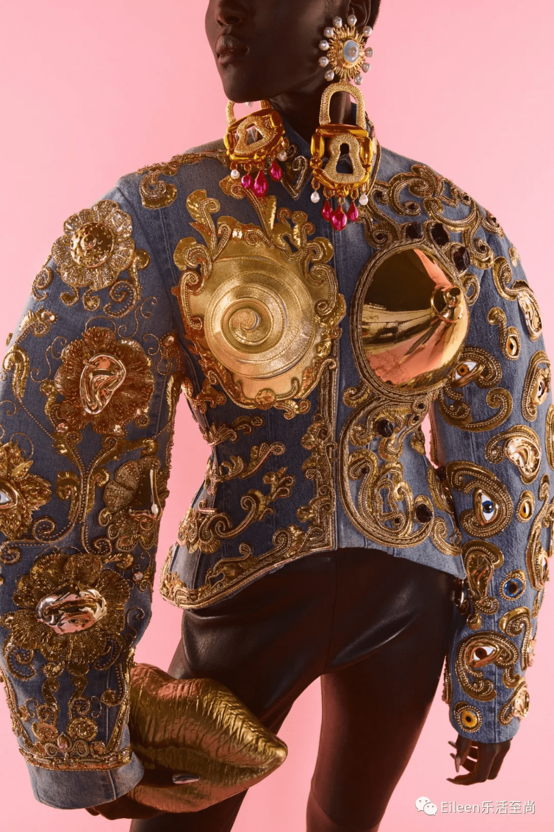 花朵|女星内卷必争？这场撒钱的盛宴到底有什么好看？