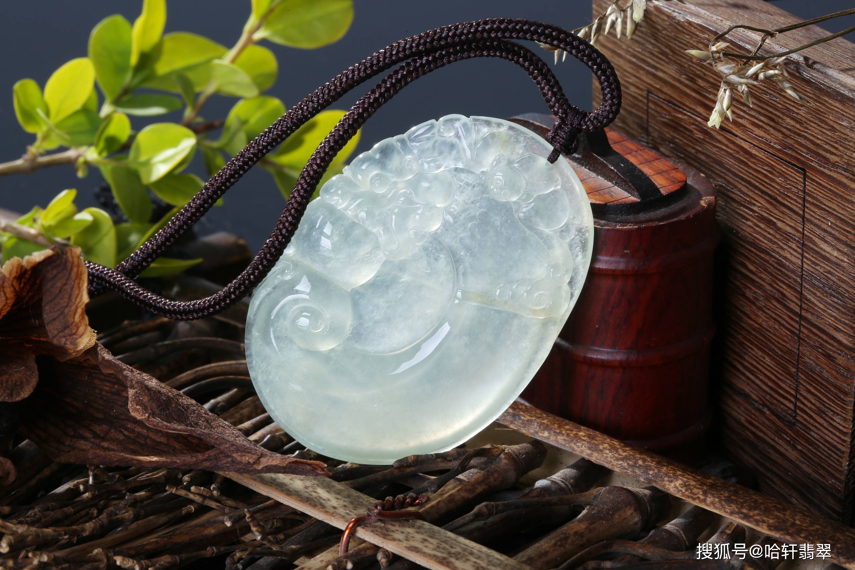 冰糯种和冰种,价值区别有多大?_翡翠