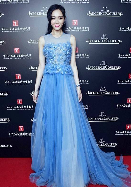 品牌|为何白冰穿了Elie Saab礼服后,那条裙子就废了?
