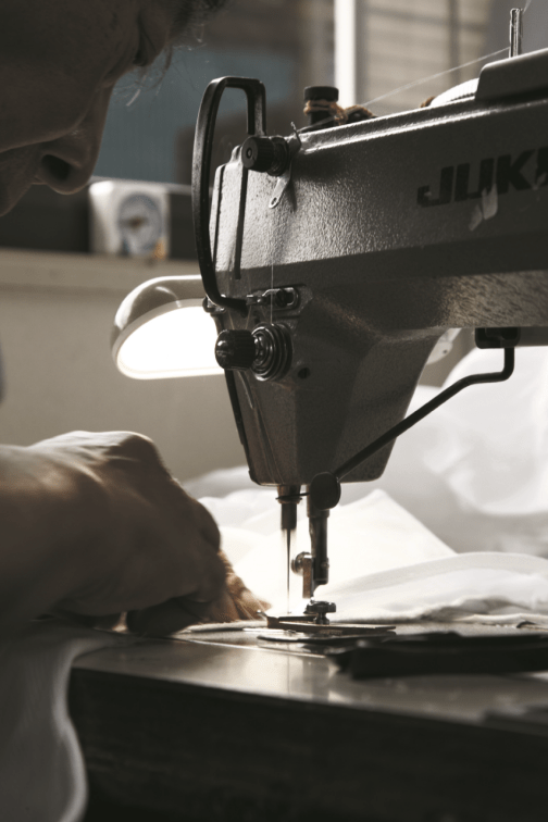 嘉里|全世界时尚精英都在穿的镰仓衬衫，为何成为经久不衰的经典款？