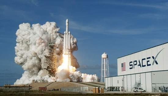 阿尔|SpaceX火箭将协助NASA飞船飞往木卫二：探测外星生命迹象