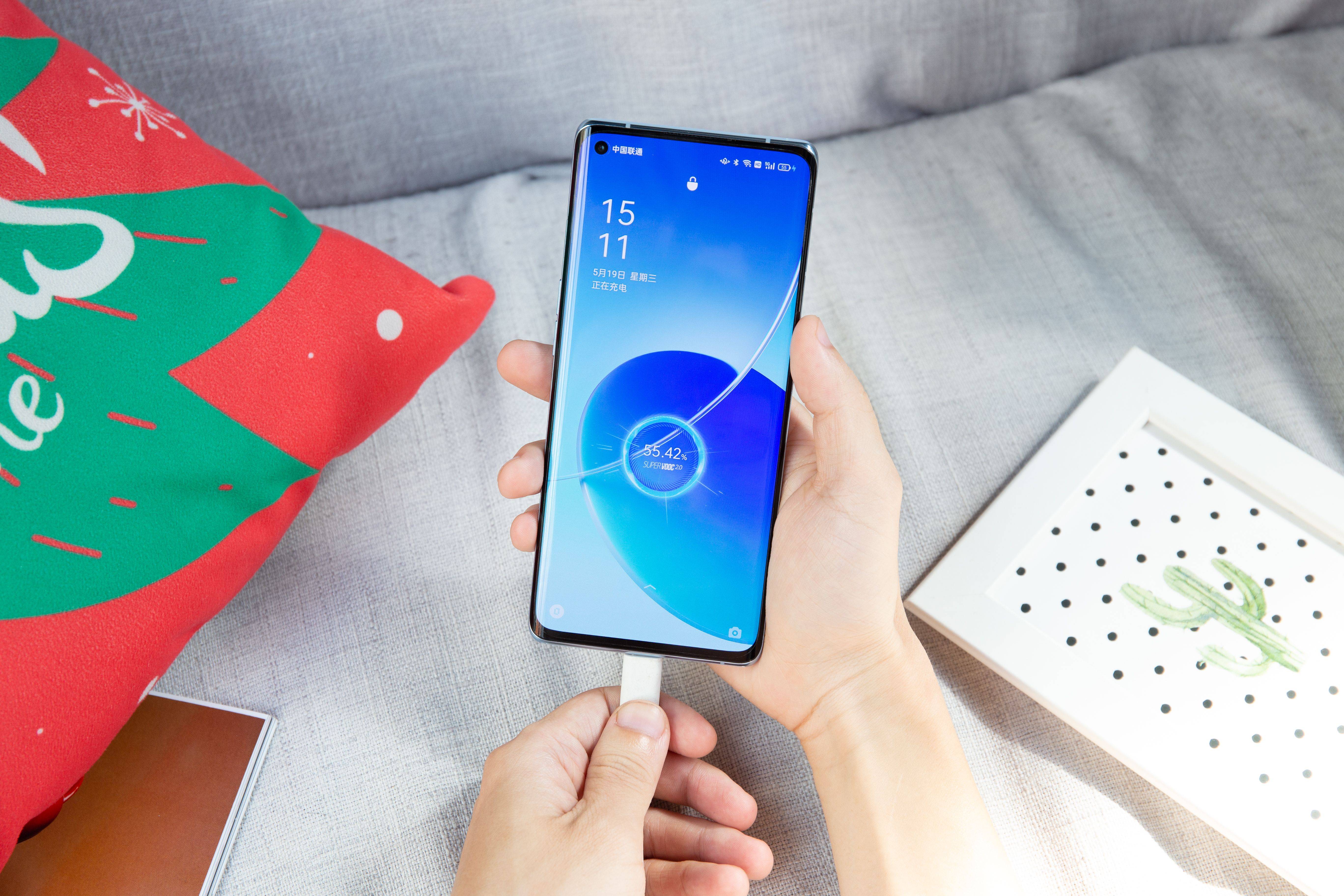 为什么oppo Reno6受热捧 答案在日常使用中就能得知 系列