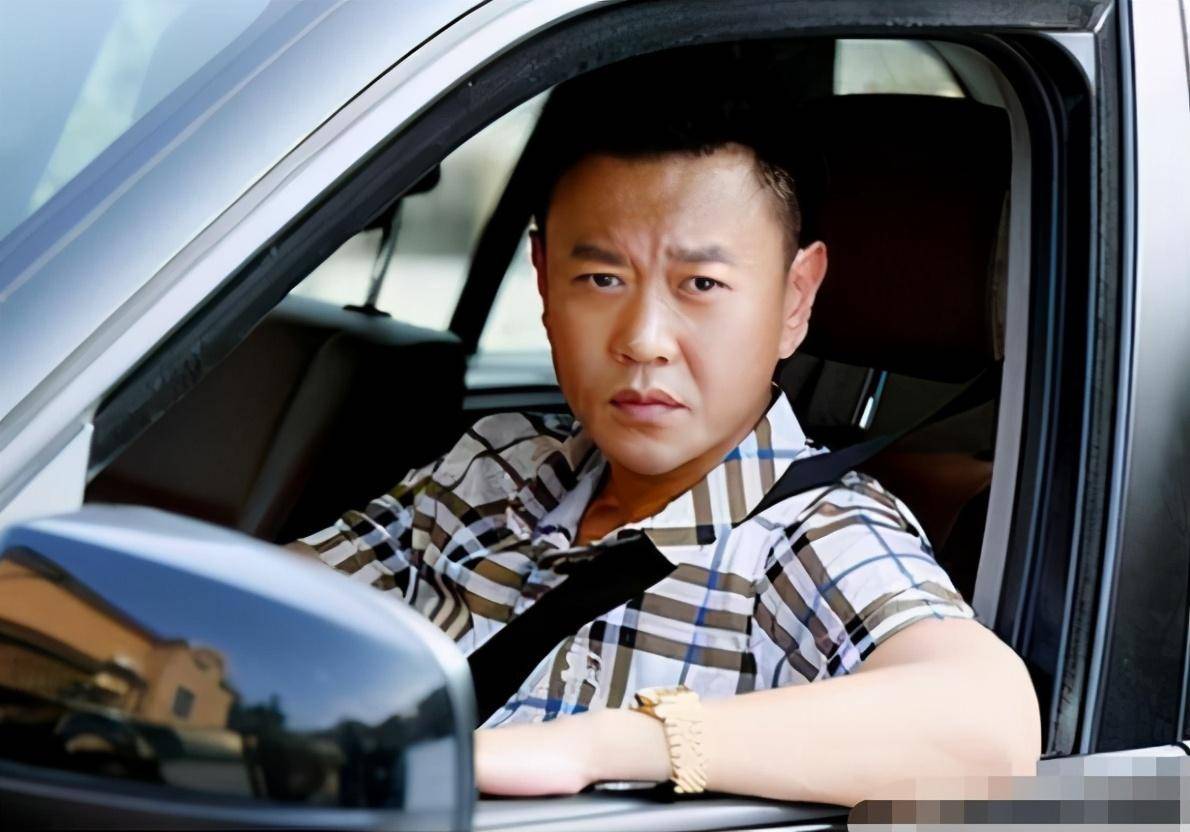 冯嘉怡表示:不在乎,表演只不过是过过瘾.