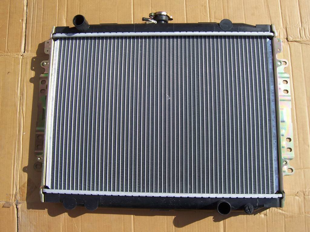 流传甚广的汽车保养谣言清理水箱杂质无需仔细