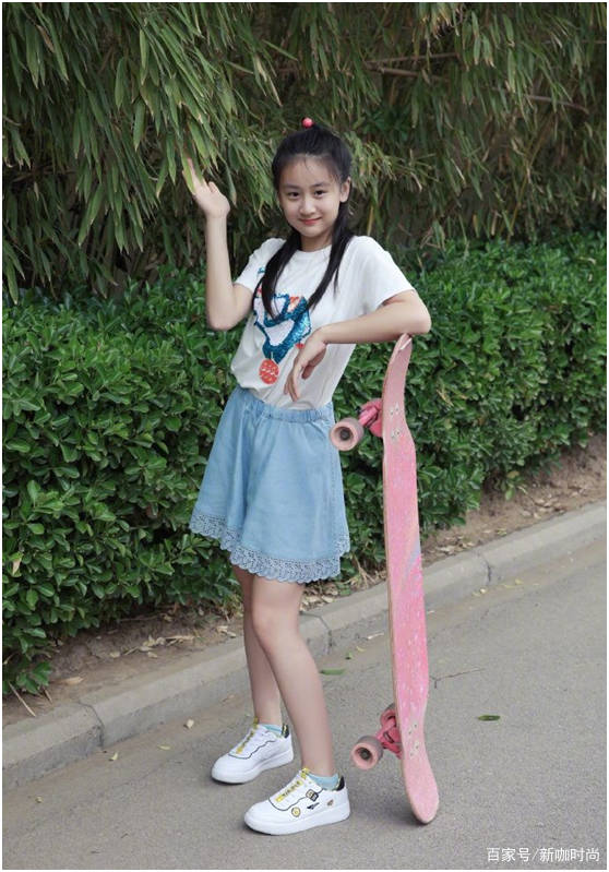小孩子|森碟,才12岁,这颜值简直了!
