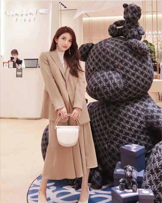 设计|2021早秋穿什么衣服合适