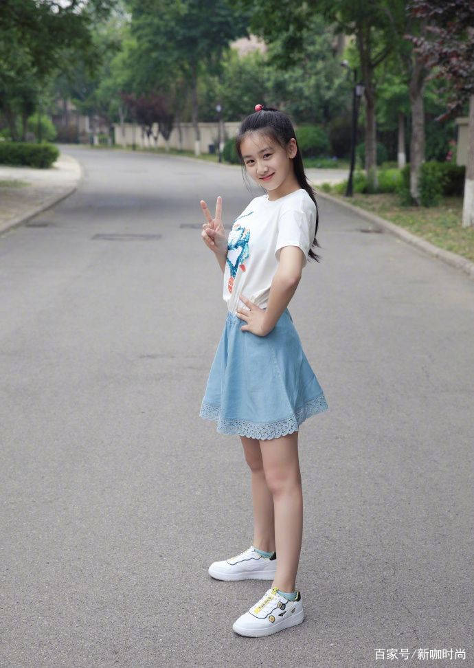 小孩子|森碟,才12岁,这颜值简直了!