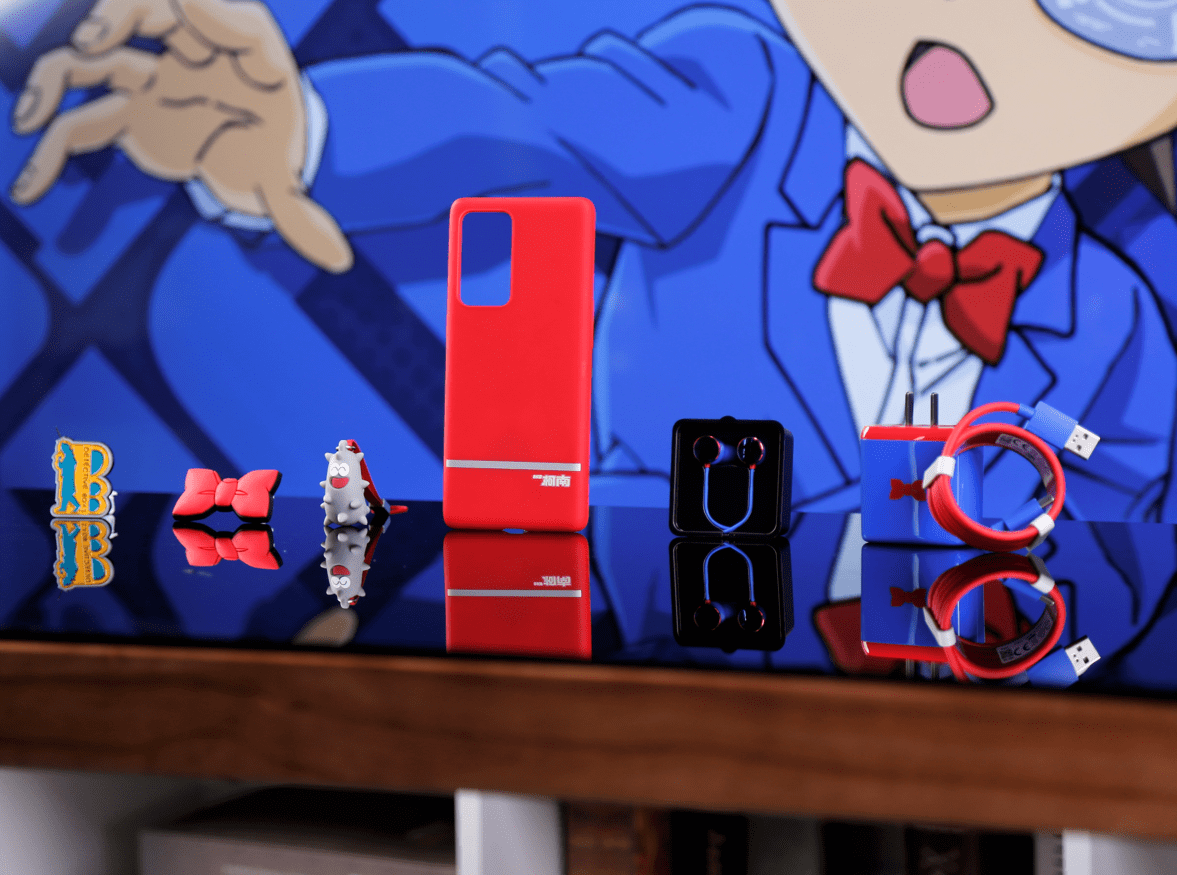 十年柯南粉落泪!上手reno6 pro 柯南限定版,樱花铭牌还原度太高_名侦