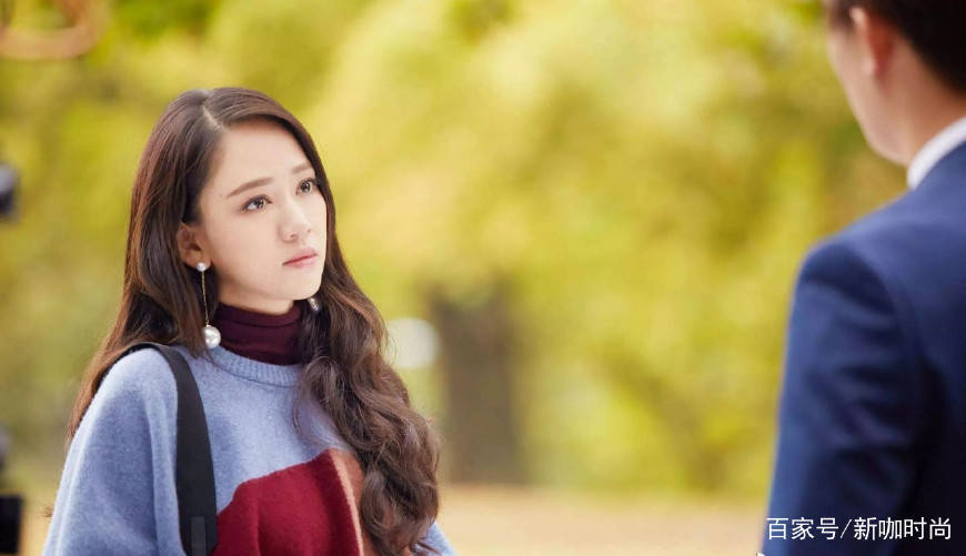 女王|陈乔恩10年前旧照曝光！一袭长裙气质优雅，与阮经天亲密互动！