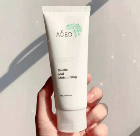 功效|女生再穷,也不要买这2款洗面奶,被营销过头了,其实用了“烂脸”