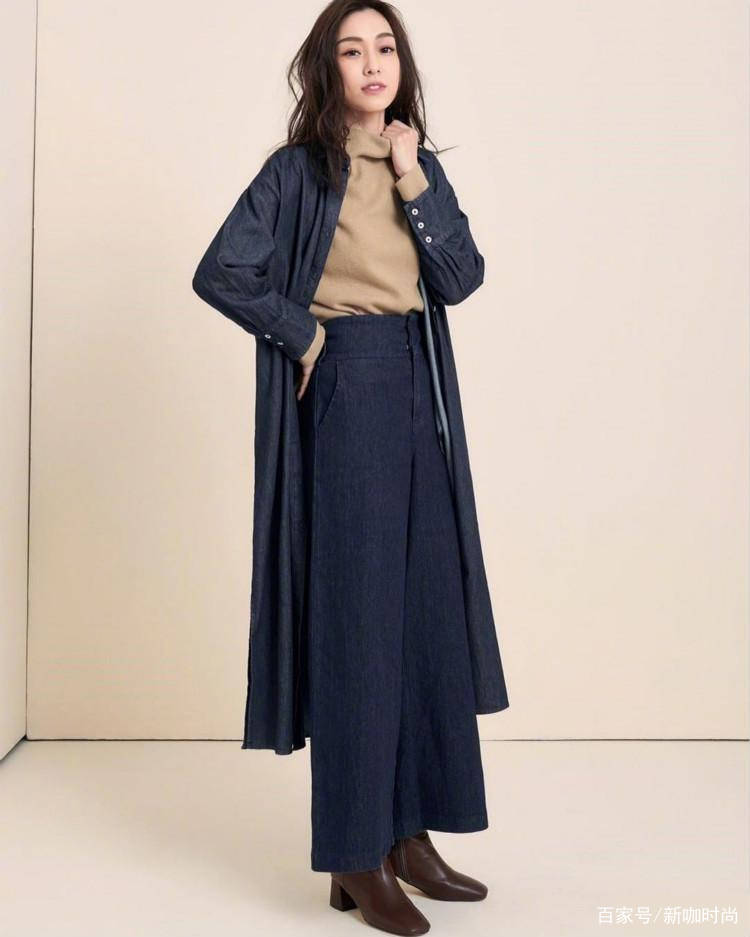 品冠|品冠模特妻子太显老，穿宽松西服身材臃肿，额头细纹加深年龄感