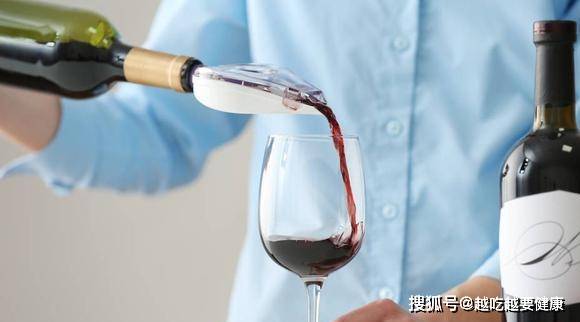 因为|喝葡萄酒前为何要先醒酒?普通酒需要醒吗?醒多久合适?涨知识了