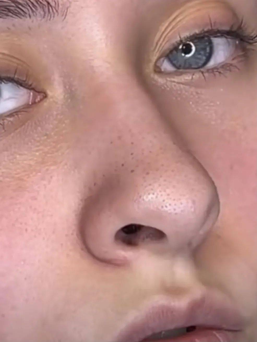 对比|看到周迅素颜照后，我卸载了所有美颜APP