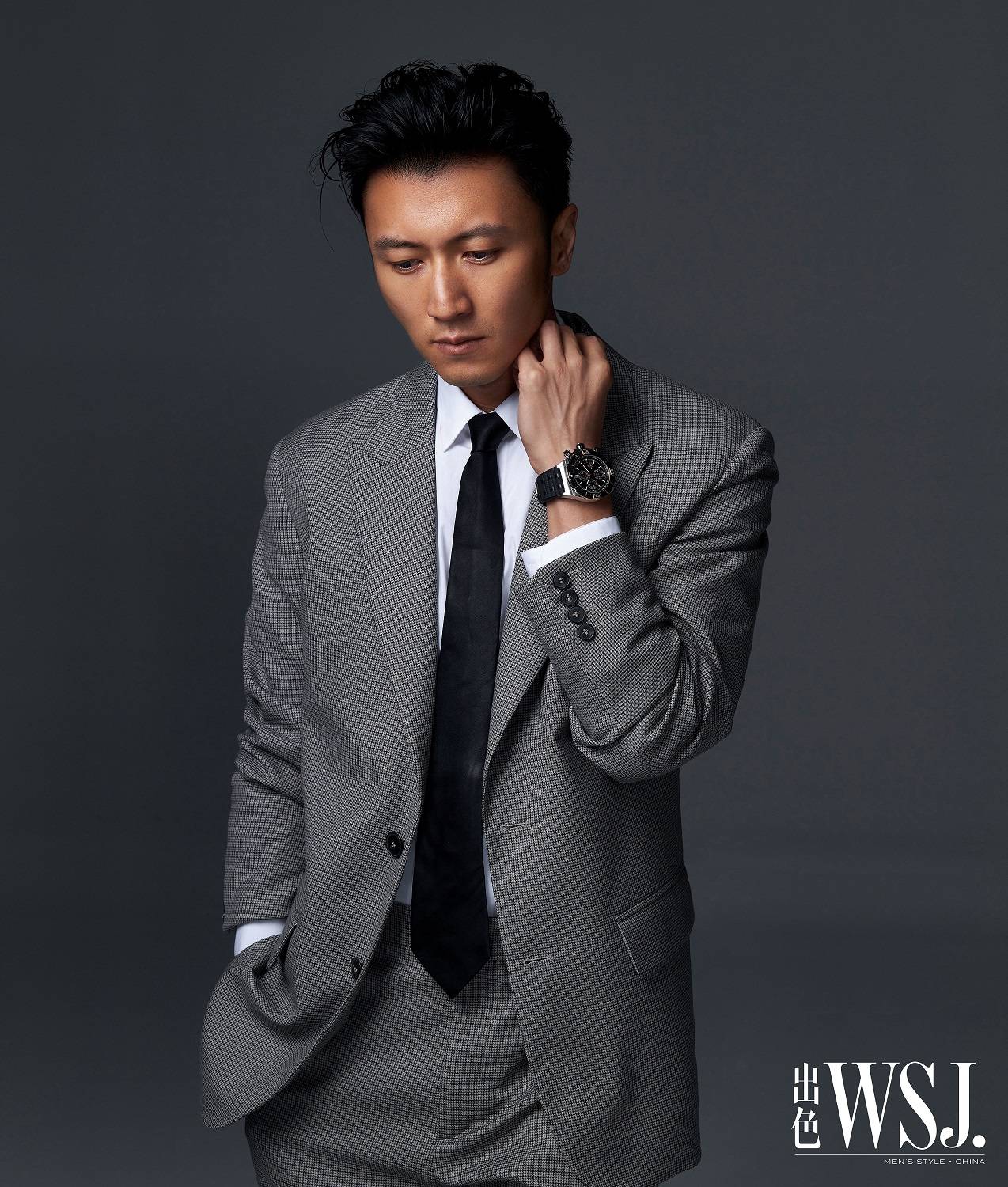 谢霆锋登封《出色wsj.》 眼神坚毅冷峻帅气