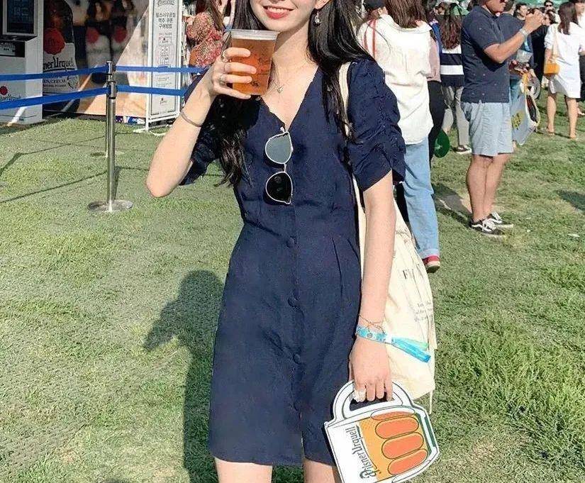 视觉|别再穿一身黑了!今夏爆火的“初恋色”简直美哭!