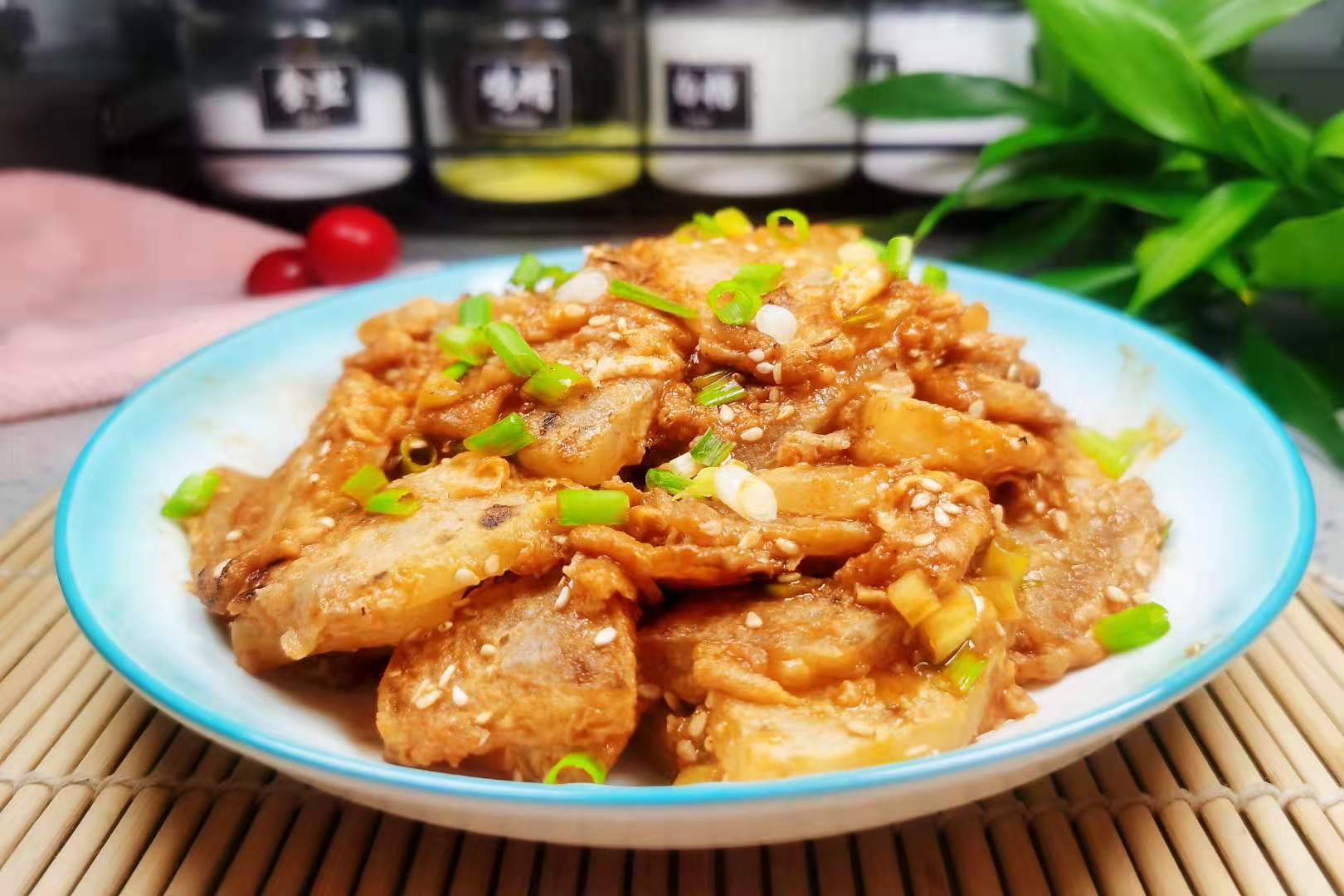 瘦肉怎么炒不老又好吃夏天 8e9f8af9cea44084897af827ca8470e5.jpeg