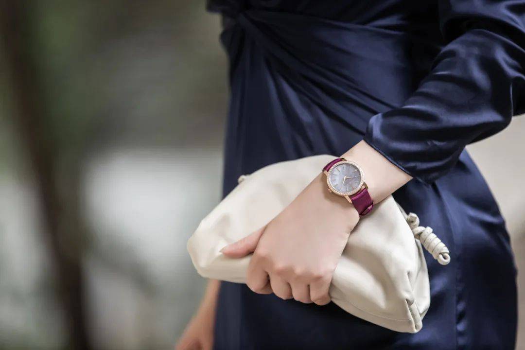 ÿ��������Ů��,���Ӳ�����ʫ���ٵ�����!