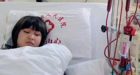 治疗|“尿毒症”者逐年飙升？医生坦言：烟酒其次，多半是这3件事导致