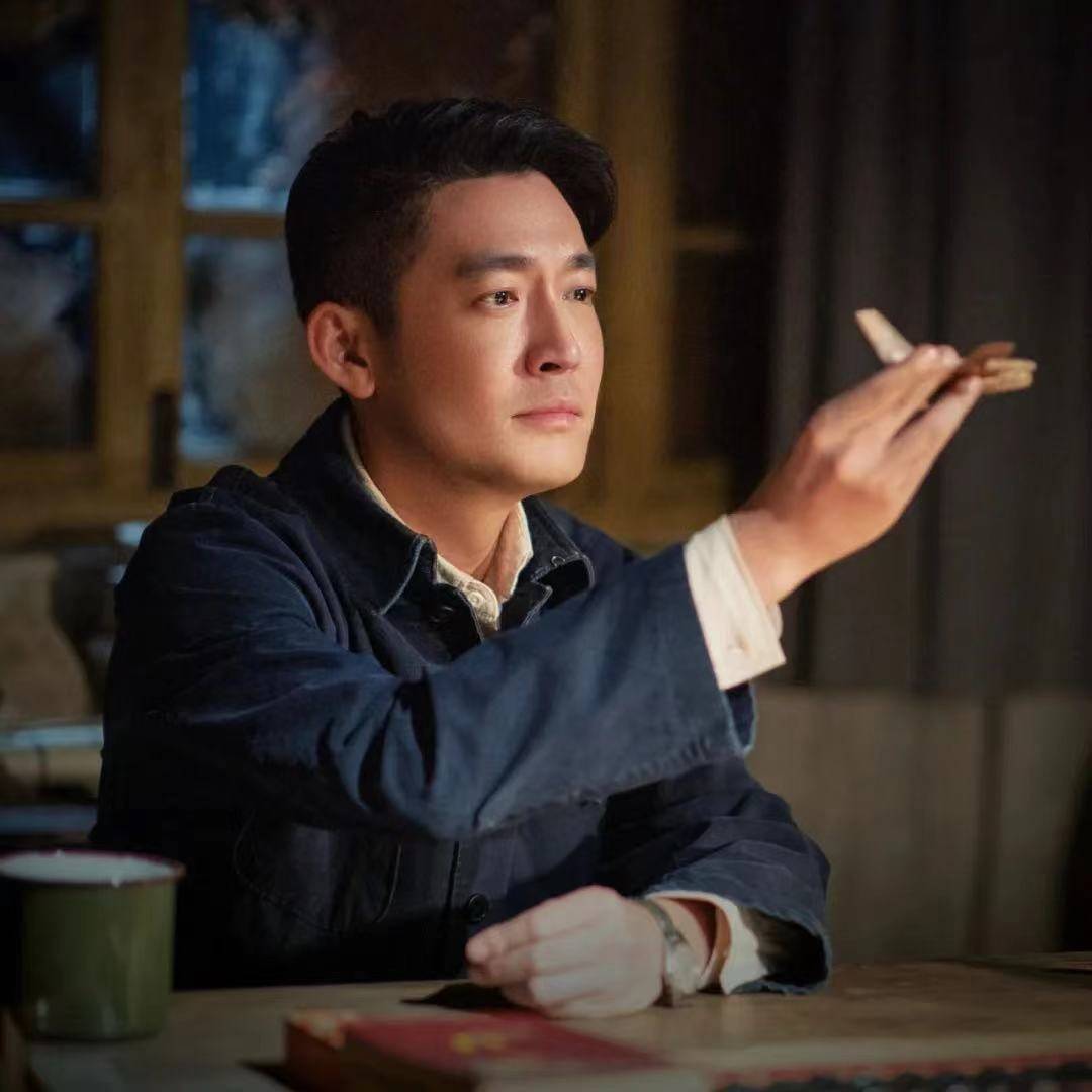 原创开播就爆央视又一大剧来轰炸了李乃文新剧强势接棒大决战