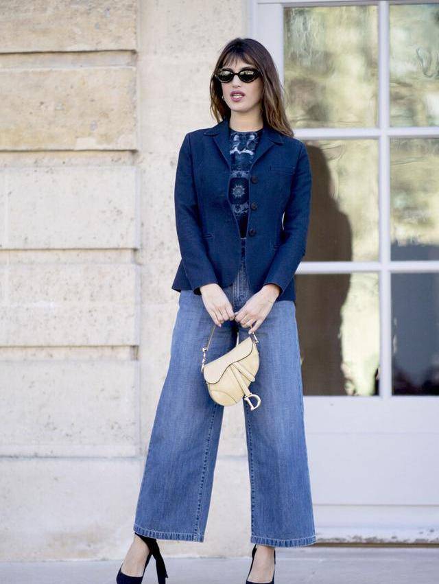 颜色|百搭御寒的牛仔阔腿裤你get了吗？秋冬季节入手一件，时髦又拉风