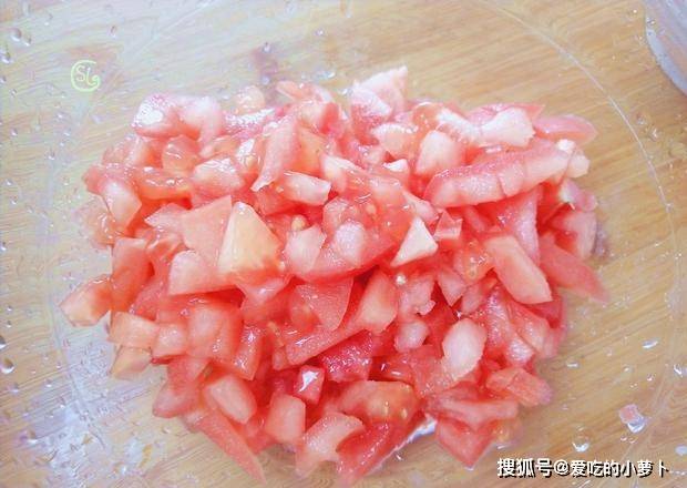 汤汁|打工人必备的早餐面条，10分钟就搞定，汤汁浓郁，营养解馋