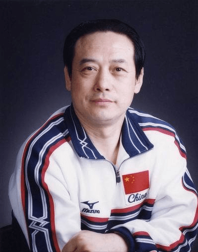 16年被摔300万次,陪练出20多位世界冠军,退役后的刘磊磊咋样了