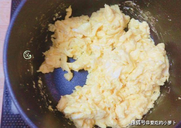 汤汁|打工人必备的早餐面条，10分钟就搞定，汤汁浓郁，营养解馋