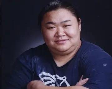 原创17年前那个冒死一举勇夺冠军的唐功红现在怎样了