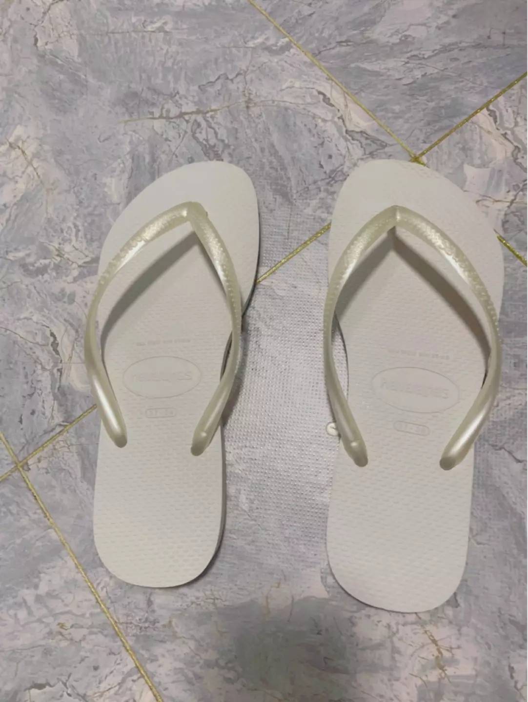 米粒|Havaianas时髦人字拖，天然橡胶，慵懒舒适还高级